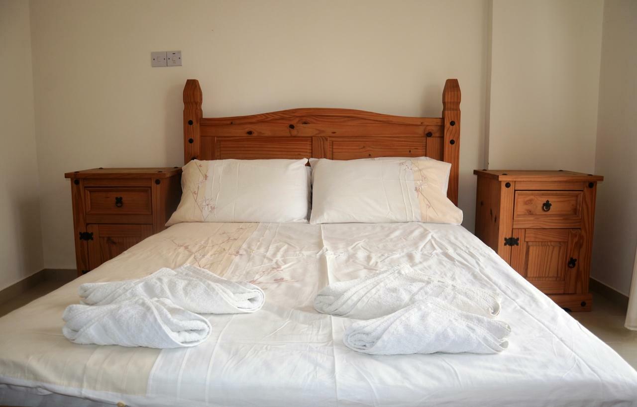 Top Floor, 2 Bedroom Apartment Vanessa D204, Free Wifi, Village View Peyia Zimmer foto