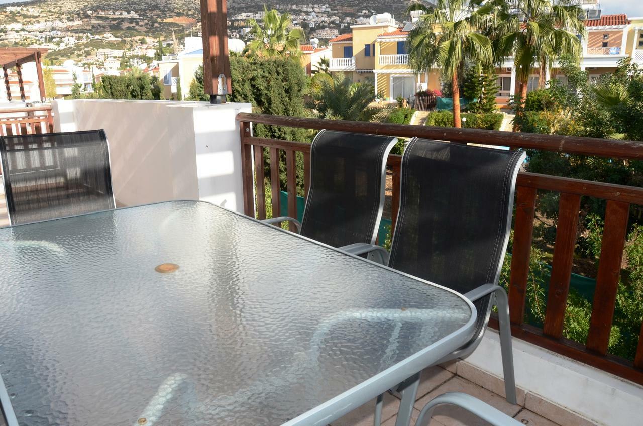 Top Floor, 2 Bedroom Apartment Vanessa D204, Free Wifi, Village View Peyia Zimmer foto