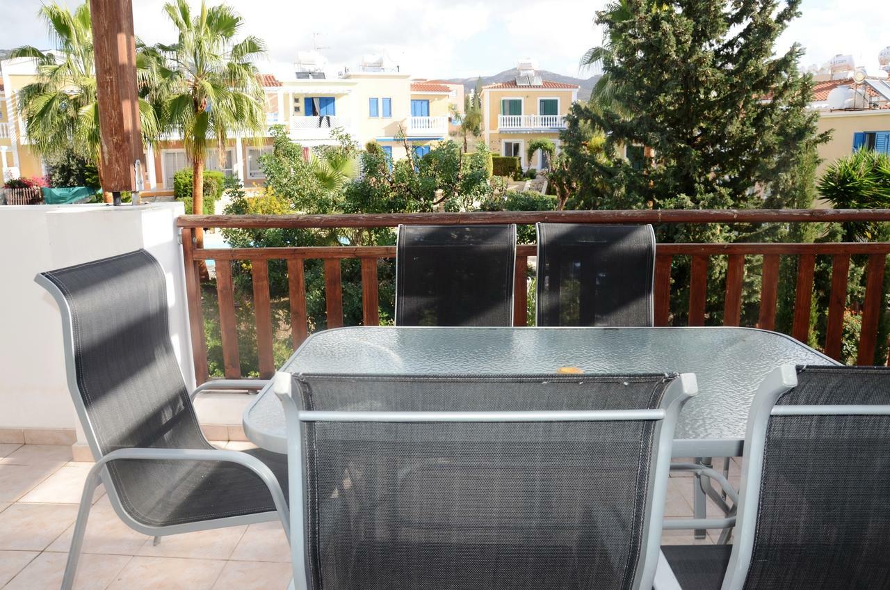 Top Floor, 2 Bedroom Apartment Vanessa D204, Free Wifi, Village View Peyia Zimmer foto