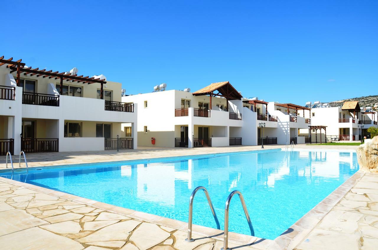 Top Floor, 2 Bedroom Apartment Vanessa D204, Free Wifi, Village View Peyia Exterior foto